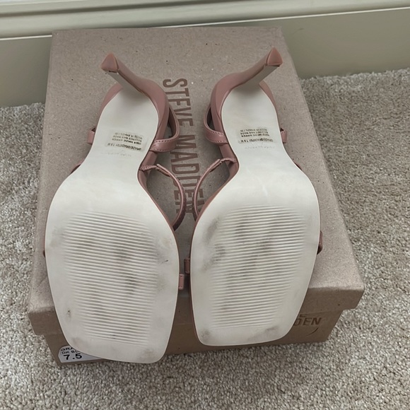 Steve Madden GRADE strap heel - Picture 3 of 5